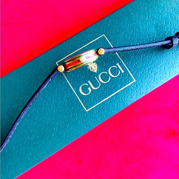 Ladies GUCCI watch VERY CUTEβ€οΈππ - Picture 11 of 12